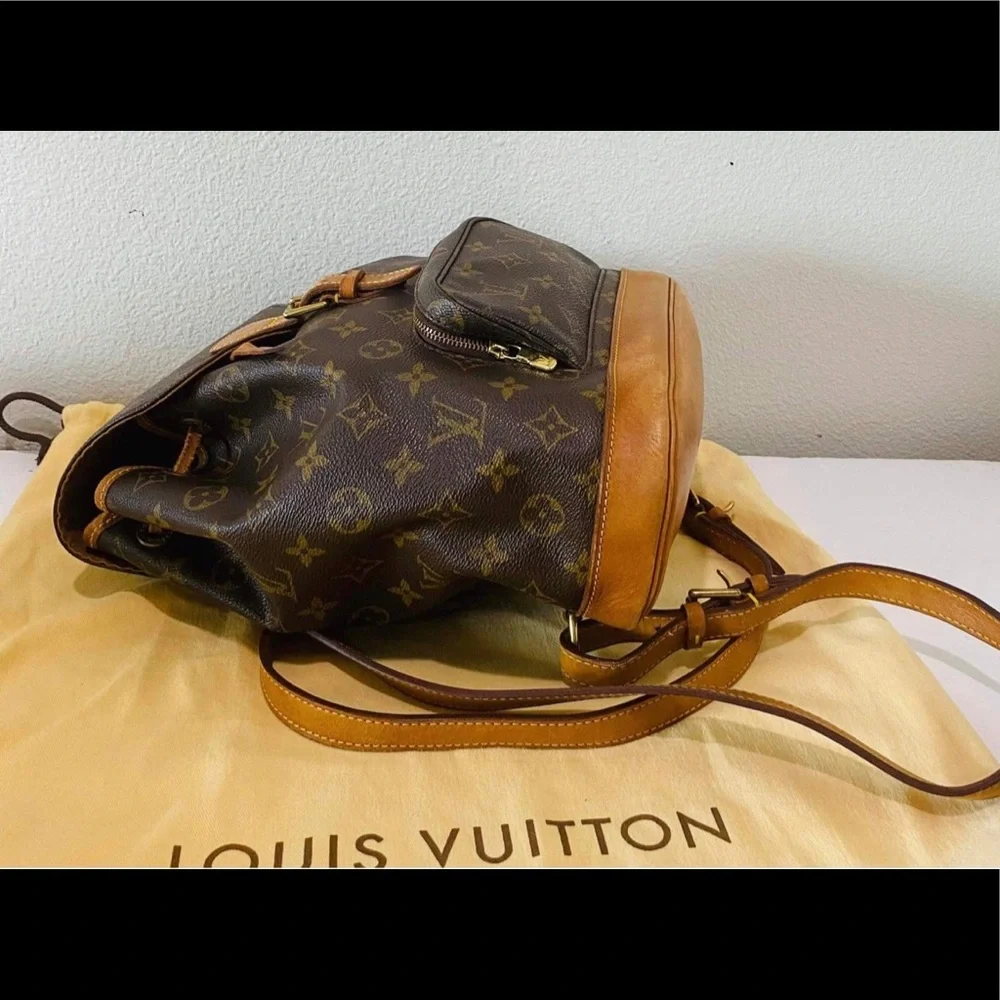 Lv backpack 🎒 - Picture 5 of 14